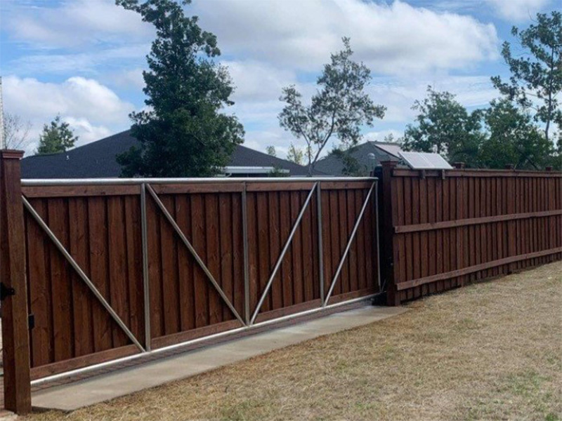 Crestview Florida residential Gate