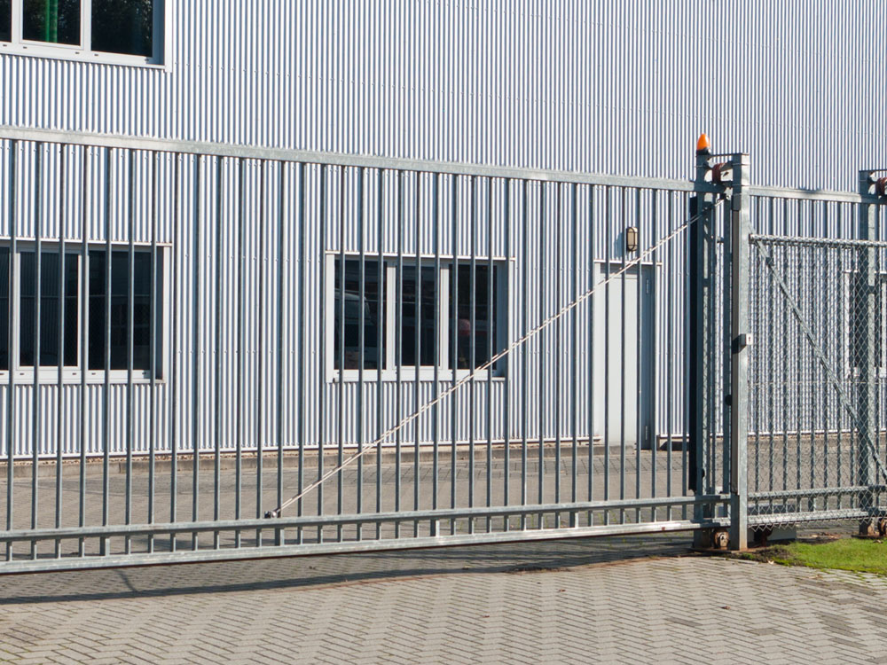 Example of the Max Rhino 5500 Industrial Slide Gate Operator in Panama City, Florida